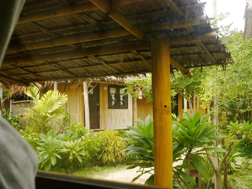 Charlie Hut Bungalow Hotel Ko Phi Phi Habitación foto